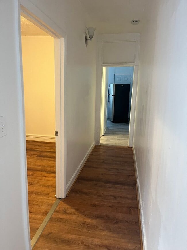 Building Photo - 1918 Penrose Ave