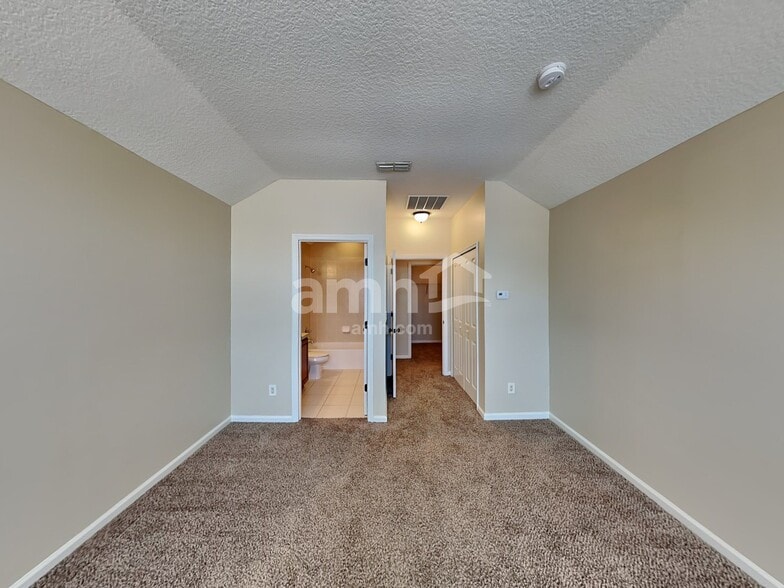 Building Photo - 1173 Carmona Pl