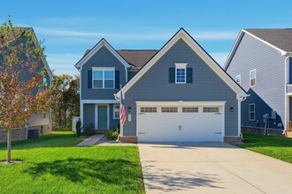 Building Photo - 838 Dean Dr