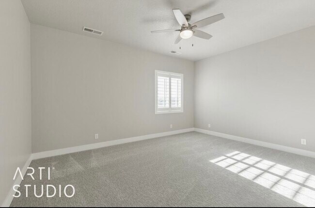 Building Photo - 3933 S Steeplechase Rd