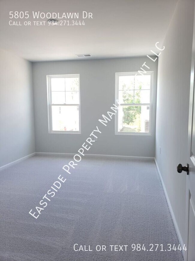 Building Photo - 5805 Woodlawn Dr