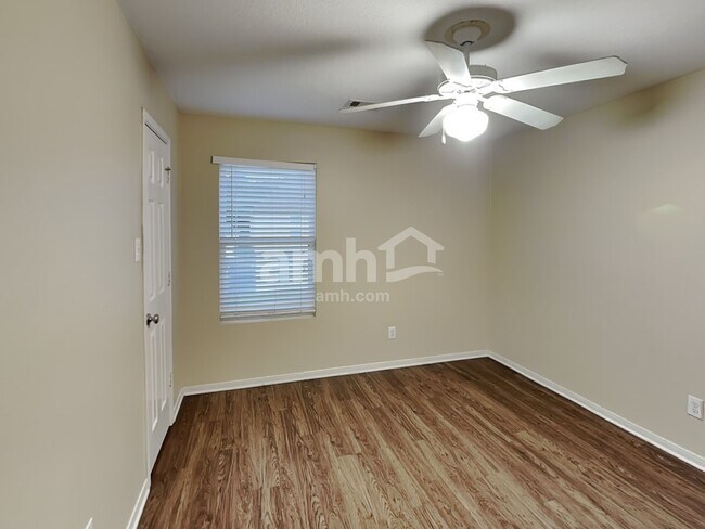 Building Photo - 4823 Dappled Grove Trl