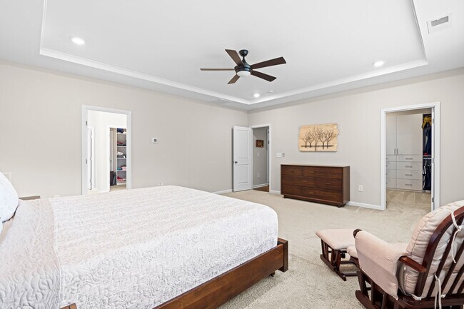 Building Photo - 2930 Farmhouse Dr