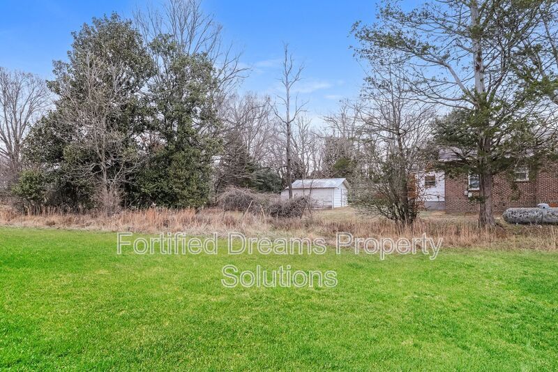 Building Photo - 408 N Smith St