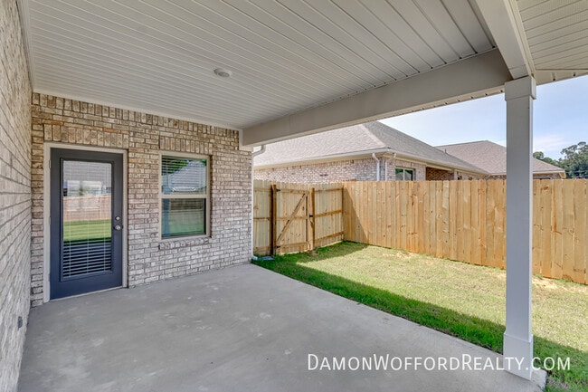 Building Photo - 533 Vista Pointe Dr