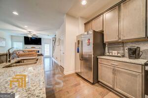 Building Photo - 882 Ambient Way