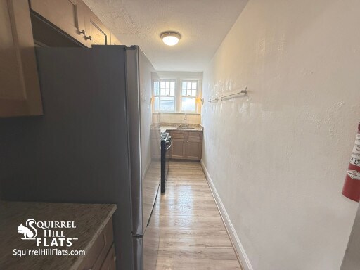 Building Photo - 1405 Severn St