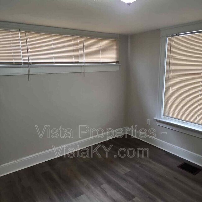 Building Photo - 4012 Southern Pkwy