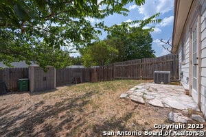 Building Photo - 7037 Tourant Rd