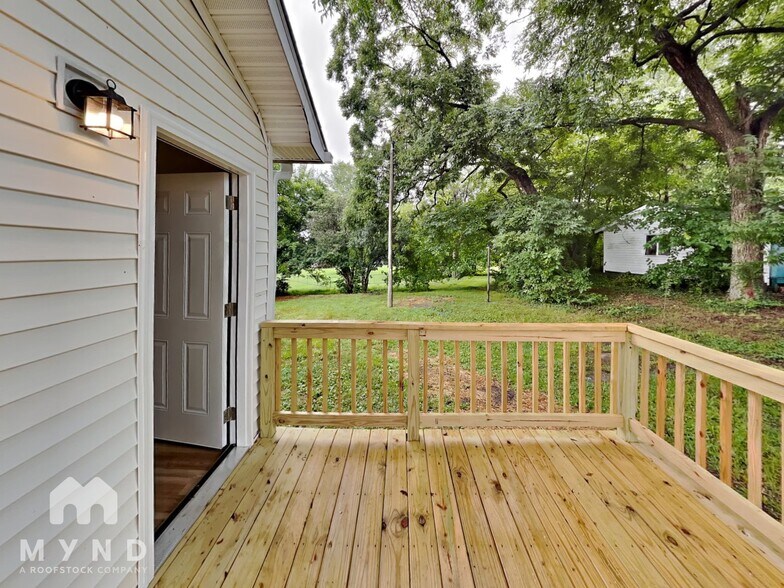 Building Photo - 214 Harrel St