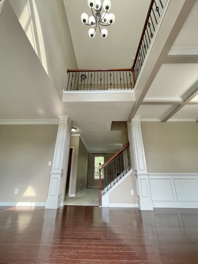 Building Photo - 54 Inlet View