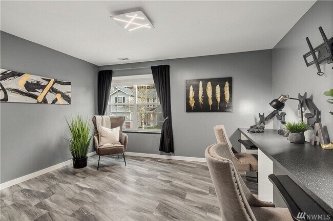 Building Photo - 17508 14th Dr SE