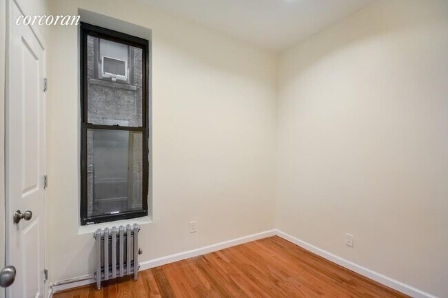 Building Photo - 522 W 123rd St