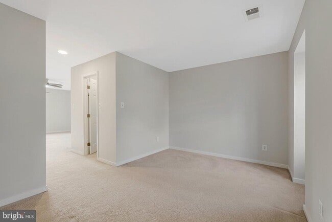 Building Photo - 1215 Delta Glen Ct