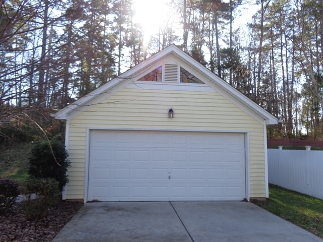 Building Photo - 10410 Caldwell Depot Rd