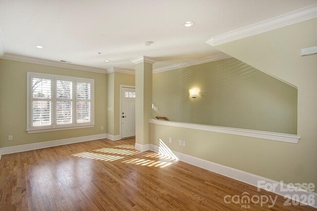 Building Photo - 100 N Laurel Ave