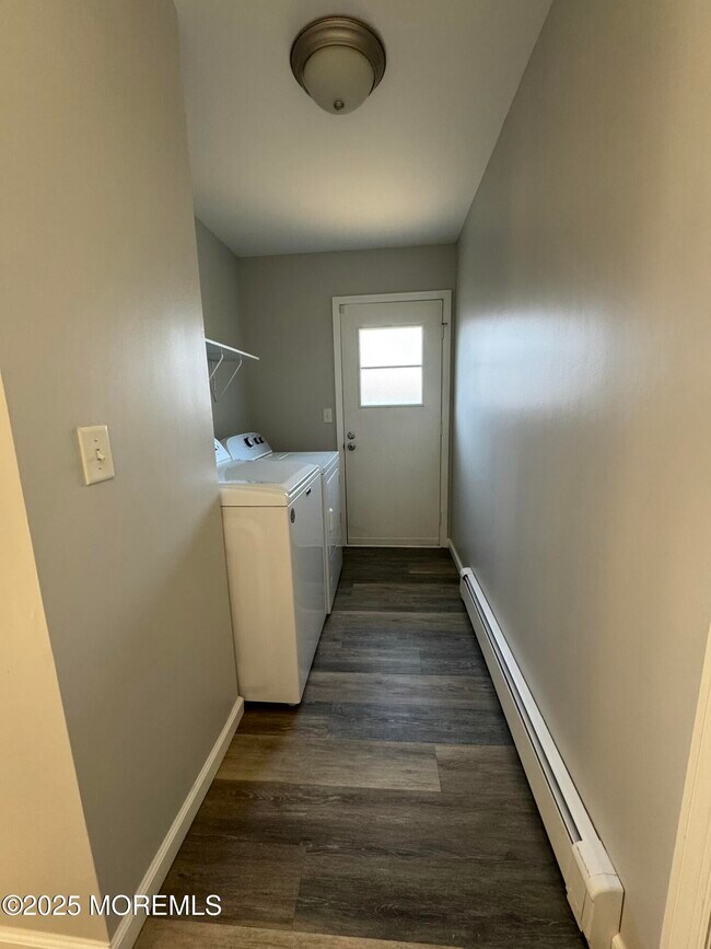 Building Photo - 109 Westwood Dr