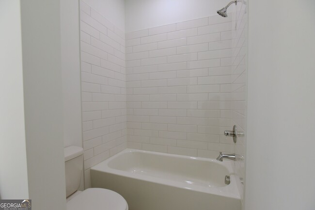 Building Photo - 1510 Westend Wy
