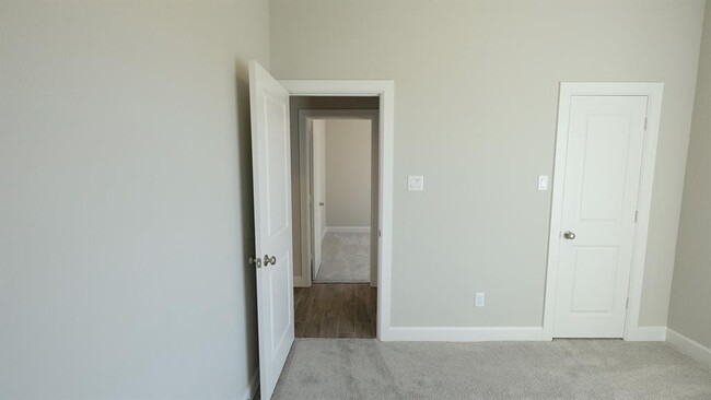 Building Photo - 302 Pure Parsley Path