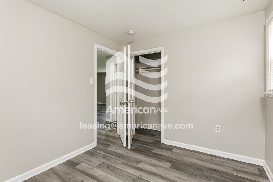 Building Photo - 2816 Yergen Ct