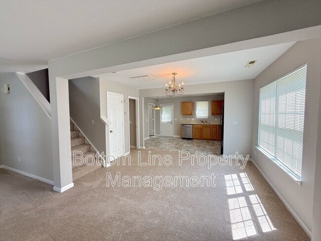 Building Photo - 1320 Ben Livingston Rd