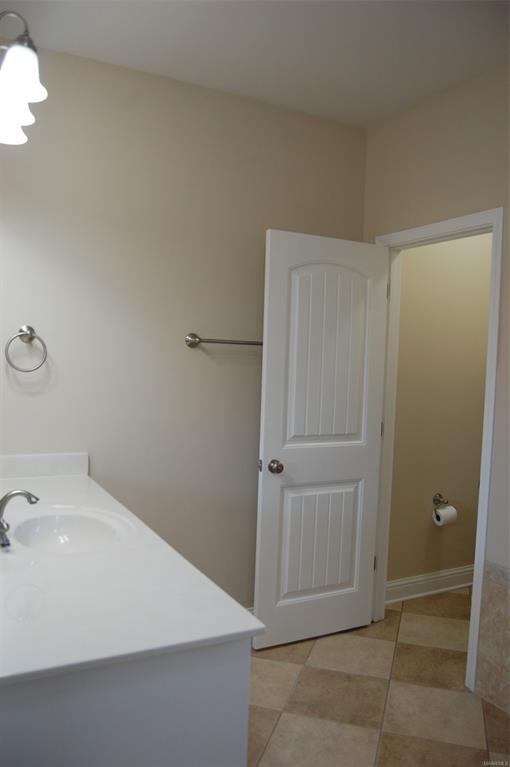 Building Photo - 108 Crenshaw Ct