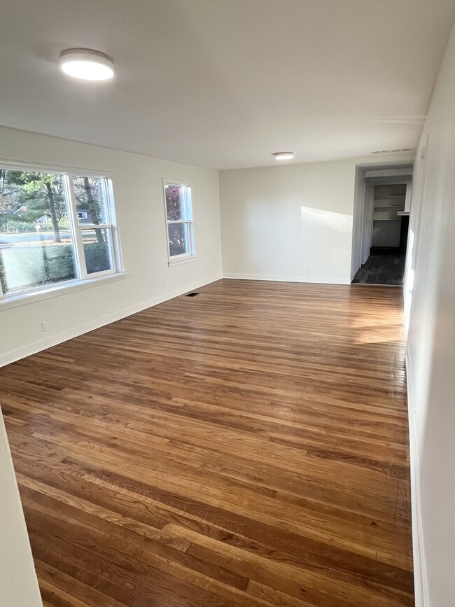 Family Room - 10109 Carrollton Ave