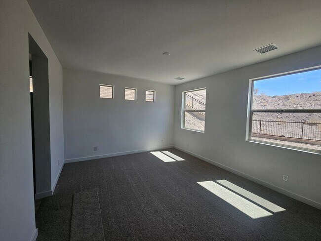 Building Photo - Imoroved Pricing!  Brand New Laughlin Ranch Home