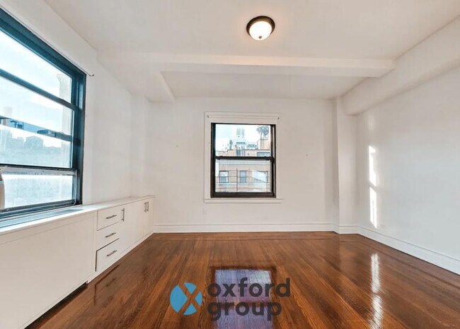 Building Photo - East 77th Street