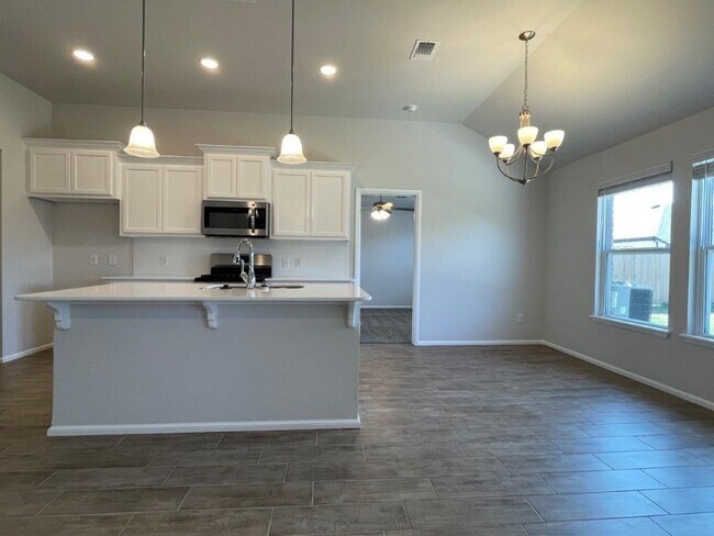 Building Photo - 3409 Piney River Dr