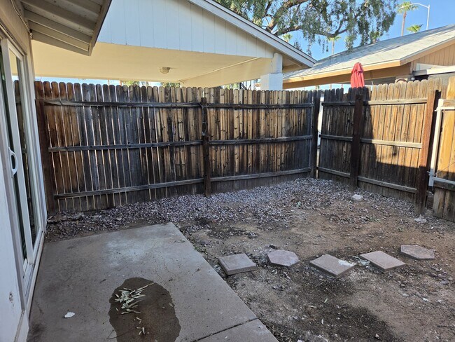 Building Photo - 4735 E Caballero St