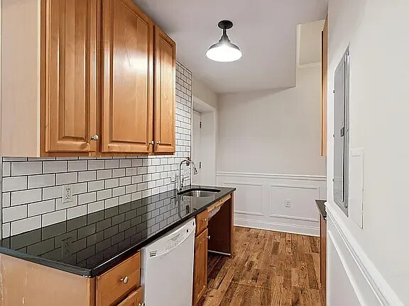 Building Photo - 1723 Master St