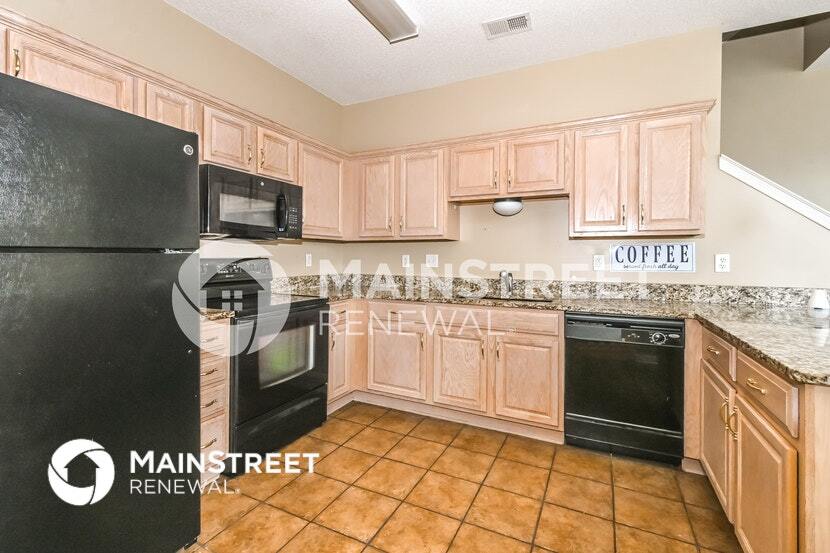 Building Photo - 1135 Hoska Cove