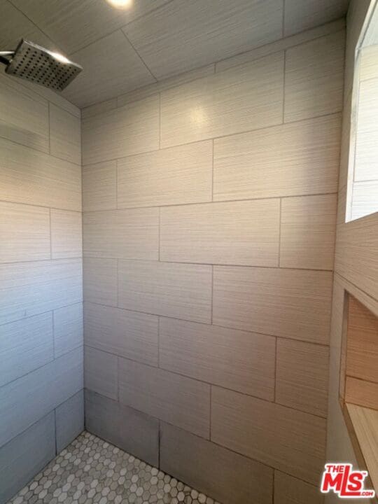 Building Photo - 540 Huntley Dr