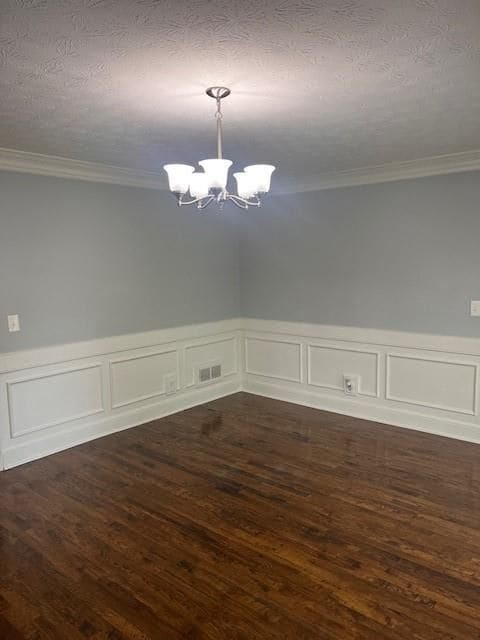 Building Photo - 871 Cedar Trce SW