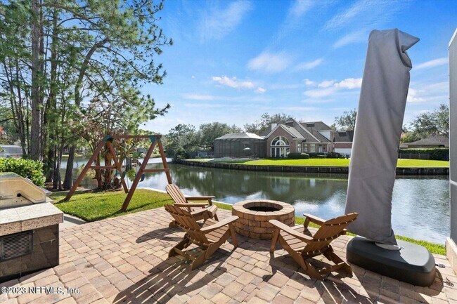 Building Photo - 3826 Reedpond Dr N