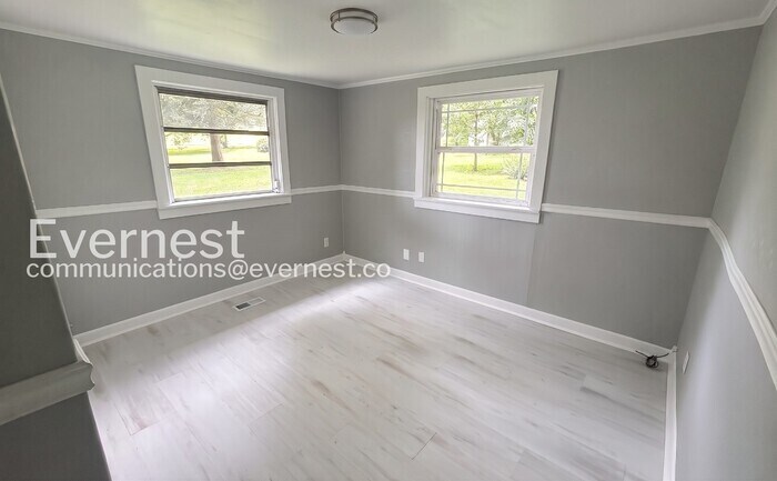 Building Photo - 117 Westbrook Ave