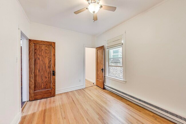 Building Photo - 4409 W Deming Pl