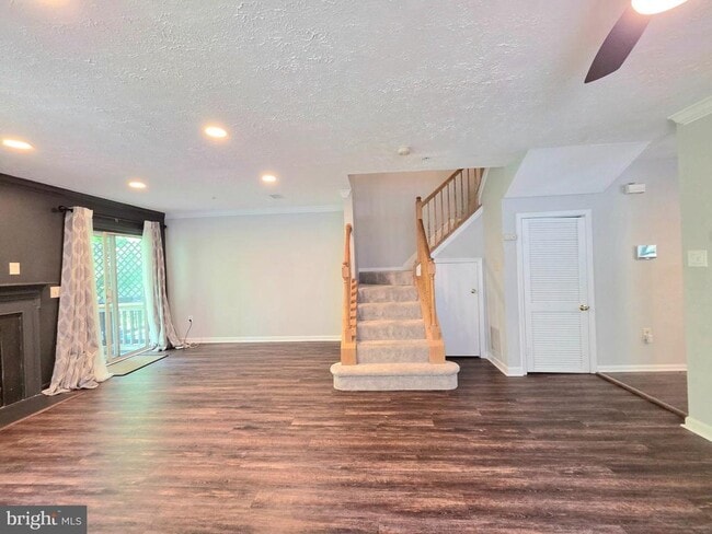 Building Photo - 7266 Mahogany Dr