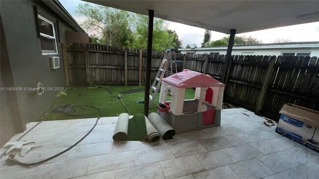 Building Photo - 6390 Hayes St