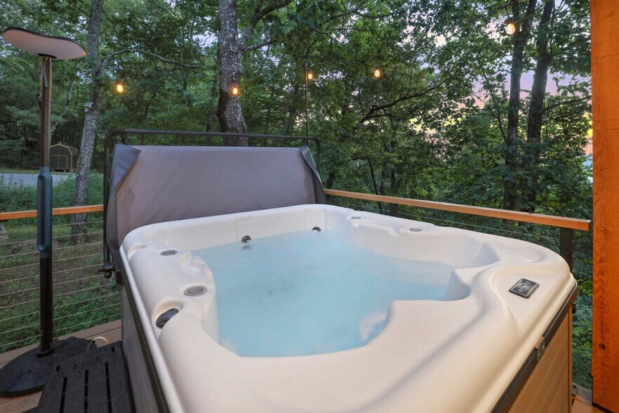 Building Photo - 10512 Wooton Rd