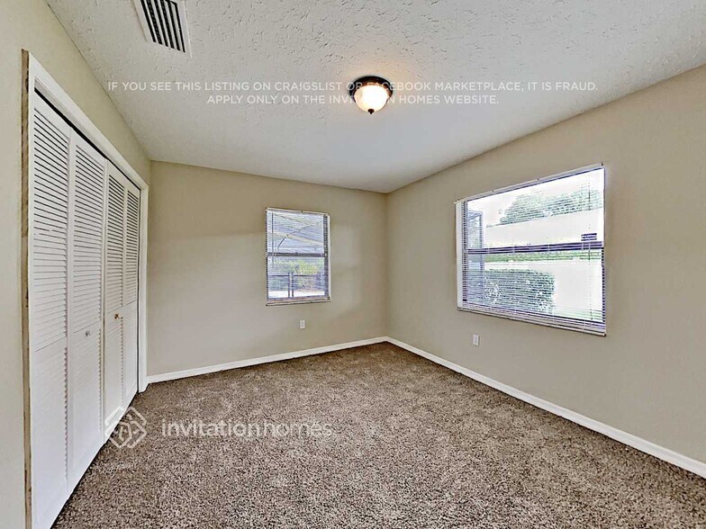 Building Photo - 3811 Northridge Dr