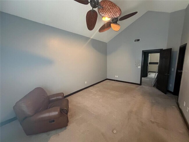 Building Photo - 9828 Bubbling Brook Ct