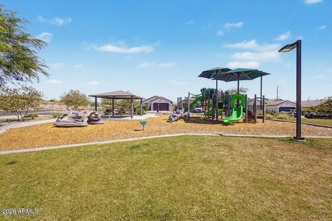 Building Photo - 3236 Juniper Cyn Dr