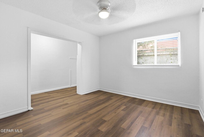 Building Photo - 2413 Copper Ave