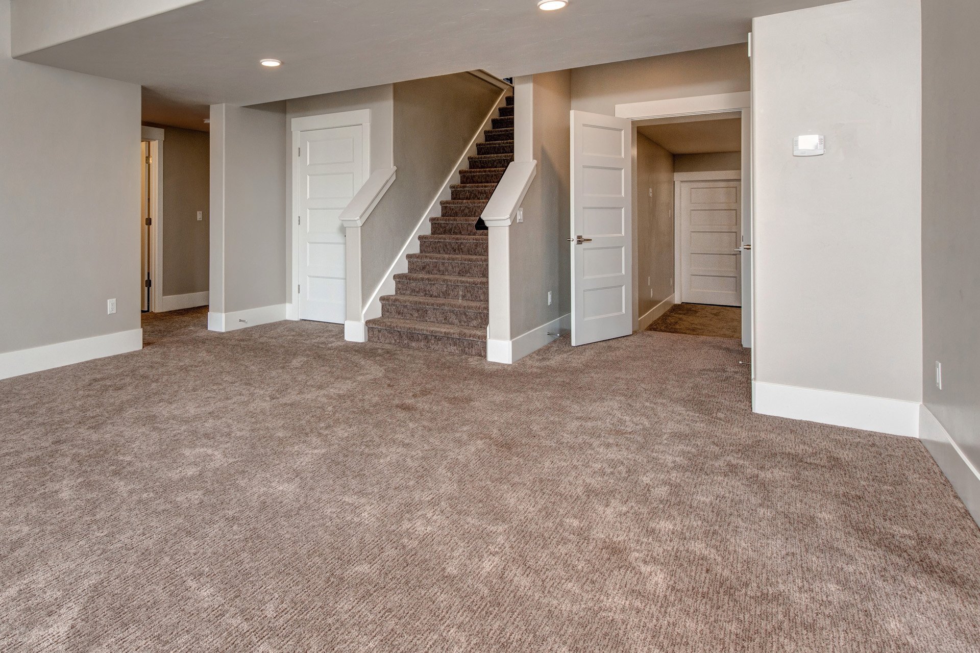 Building Photo - 11091 Shoreline Dr