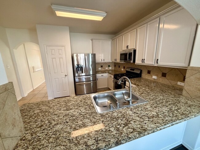 Building Photo - 26922 Henson Falls Dr