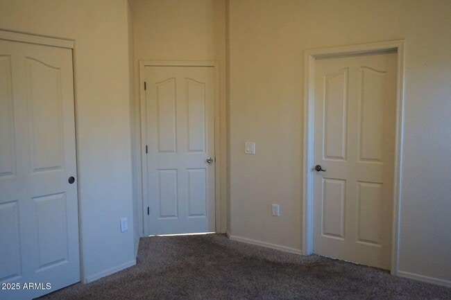 Building Photo - 3332 Yosemite Ct