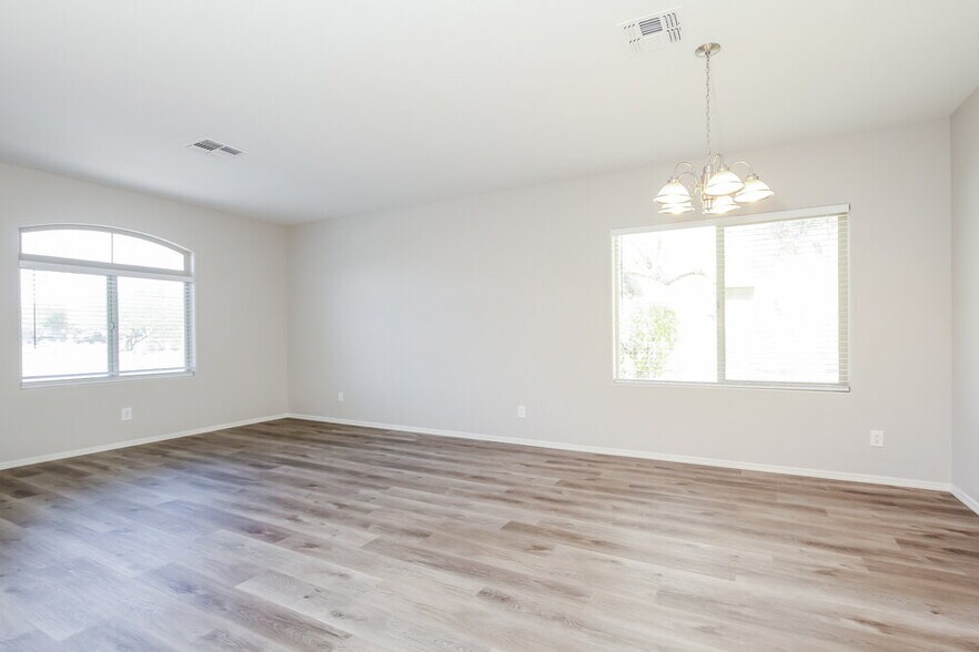 Building Photo - 27309 N 84th Dr