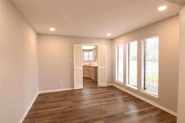 Building Photo - 12511 Ella Lee Ln